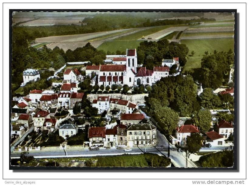 95 AUVERS-sur OISE, Vue Aérienne Du Quartier De L'église, CPSM 10x15, Ed SPDAEM, Dos Vierge - Auvers Sur Oise