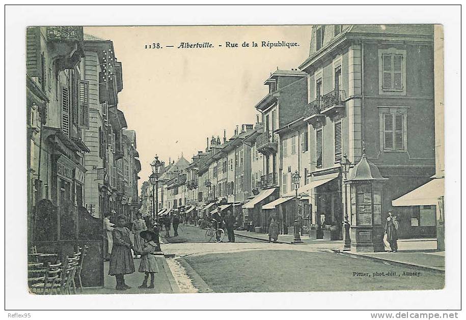 ALBERTVILLE - Rue De La République - Albertville