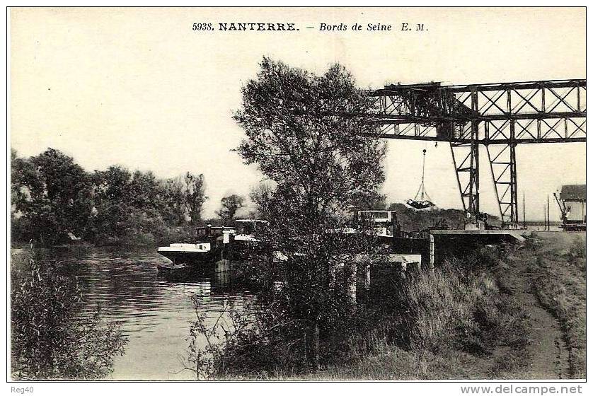 D92 - NANTERRE  -  Bords De Seine  -  (La Grue En Pleine Action) - Nanterre
