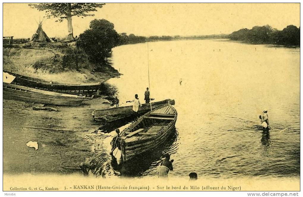 HAUTE- GUINEE . KANKAN .SUR LE BORD DU MILO BARQUES. ( AFFLUENT DU NIGRE ) - Guinée Française