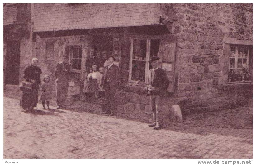 CP LANDERNEAU - MAISON DU XVe RUE St THOMAS - ANIMATION MAGASIN EPICERIE ? - Landerneau