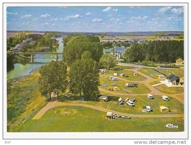 L´ILE BOUCHARD  ( Indre-et-Loire )  : Vue Aérienne ; Le Camping  ; TB - L'Île-Bouchard