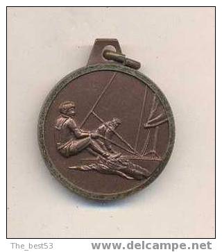 Médaille Sportive Uniface    -   Régate   - - Athlétisme