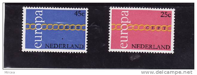 Pays-Bas 1071 - Yv.no.932/3 Neufs** - 1971