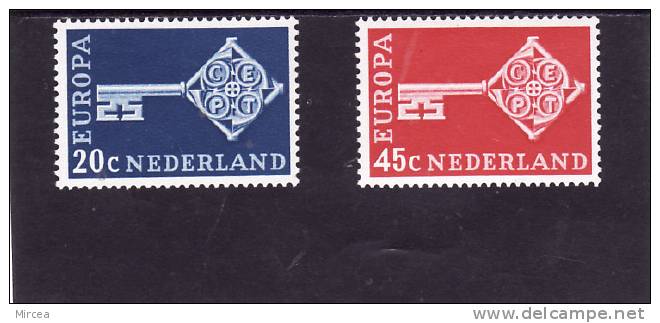 Pays-Bas , Yv.no.871/2 , Neufs** - 1968