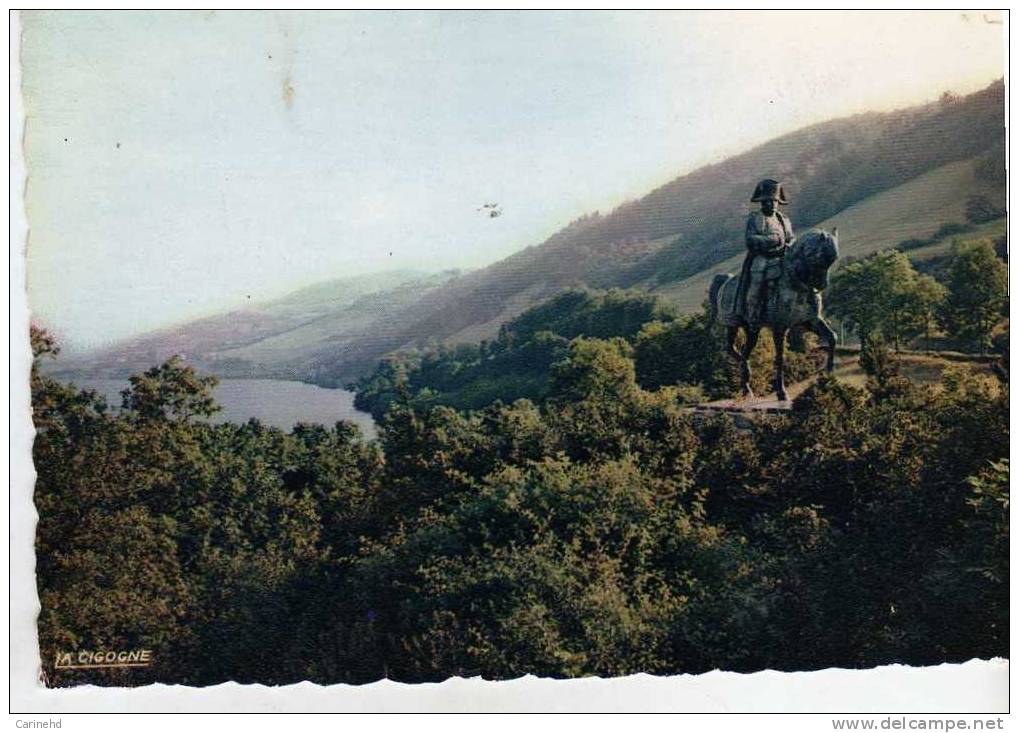 LAFFREY STATUE DE NAPOLEON PAR FREMIET ET LE LAC - Laffrey