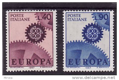 C4373 - Italie 1967 -  Yv.no.968/9, Neufs** - 1967