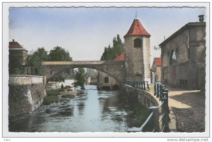 HAGUENAU. 6. LA TOUR DES PECHEURS ET LA MODER - Haguenau