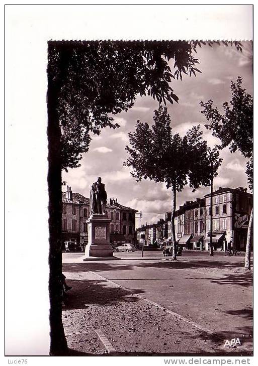 GAILLAC -  Place De La Libération - Statue Hautpoul  - N°  406 - Gaillac