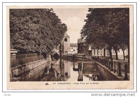 Hagenau. Vieux Port Sur La Moder - Haguenau