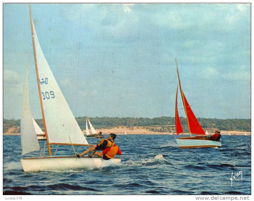 33 / BASSIN D ARCACHON / BATEAUX EN REGATES - Arcachon