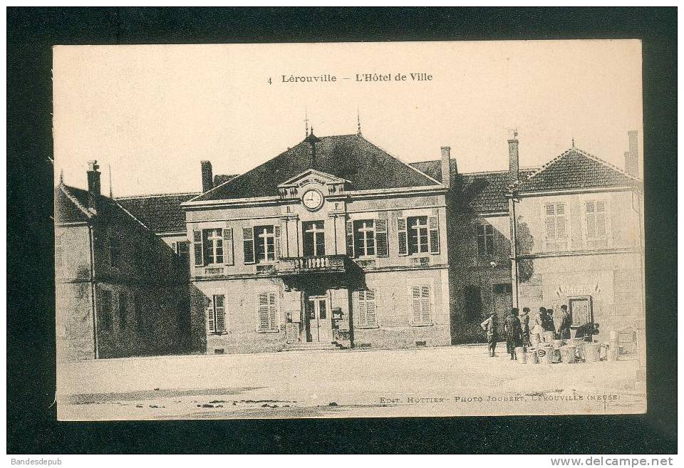 Lérouville ( Meuse 55) - Hôtel De Ville ( Animée Vente De Lessiveuse Edit. Hottier N°4 - Photo Joubert Lérouville ) - Lerouville