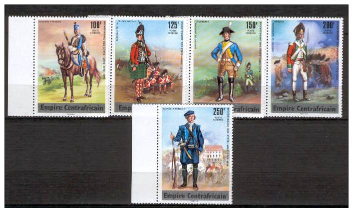 EMPIRE CENTRE AFRICAIN -  Poste Aérienne - 5 Timbres Neufs * *  -  UNIFORMES - ARMES - BICENTENAIRE Des ETATS-UNIS 1976 - Militaria