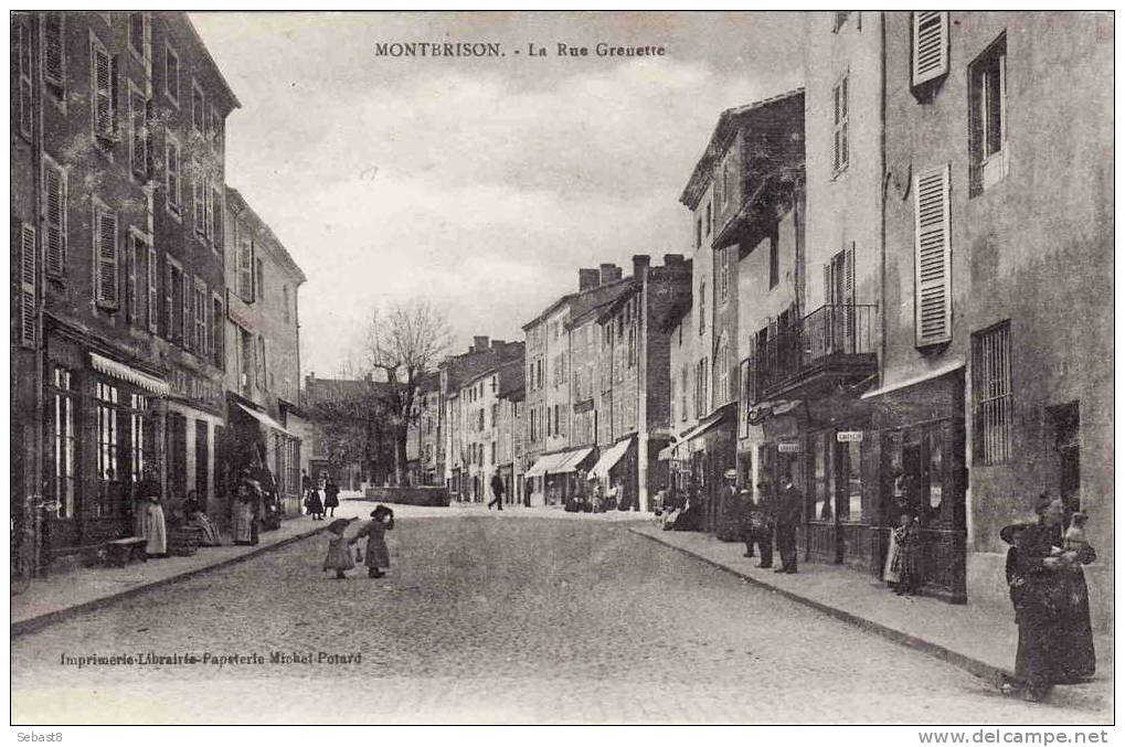 MONTBRISON LA RUE GRENETTE - Montbrison