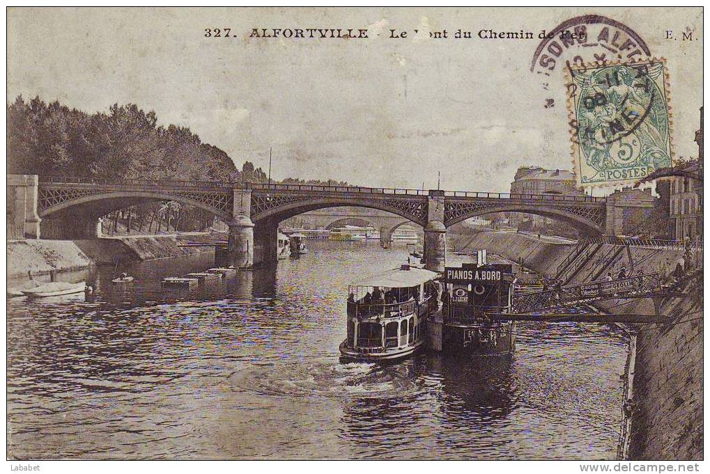 Alfortville  Pont Du Chemin De Fer N°327 - Alfortville