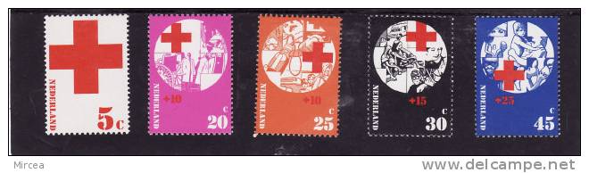 Pays-Bas 1972  - Yv.no. 966/70 Neufs** - Unused Stamps
