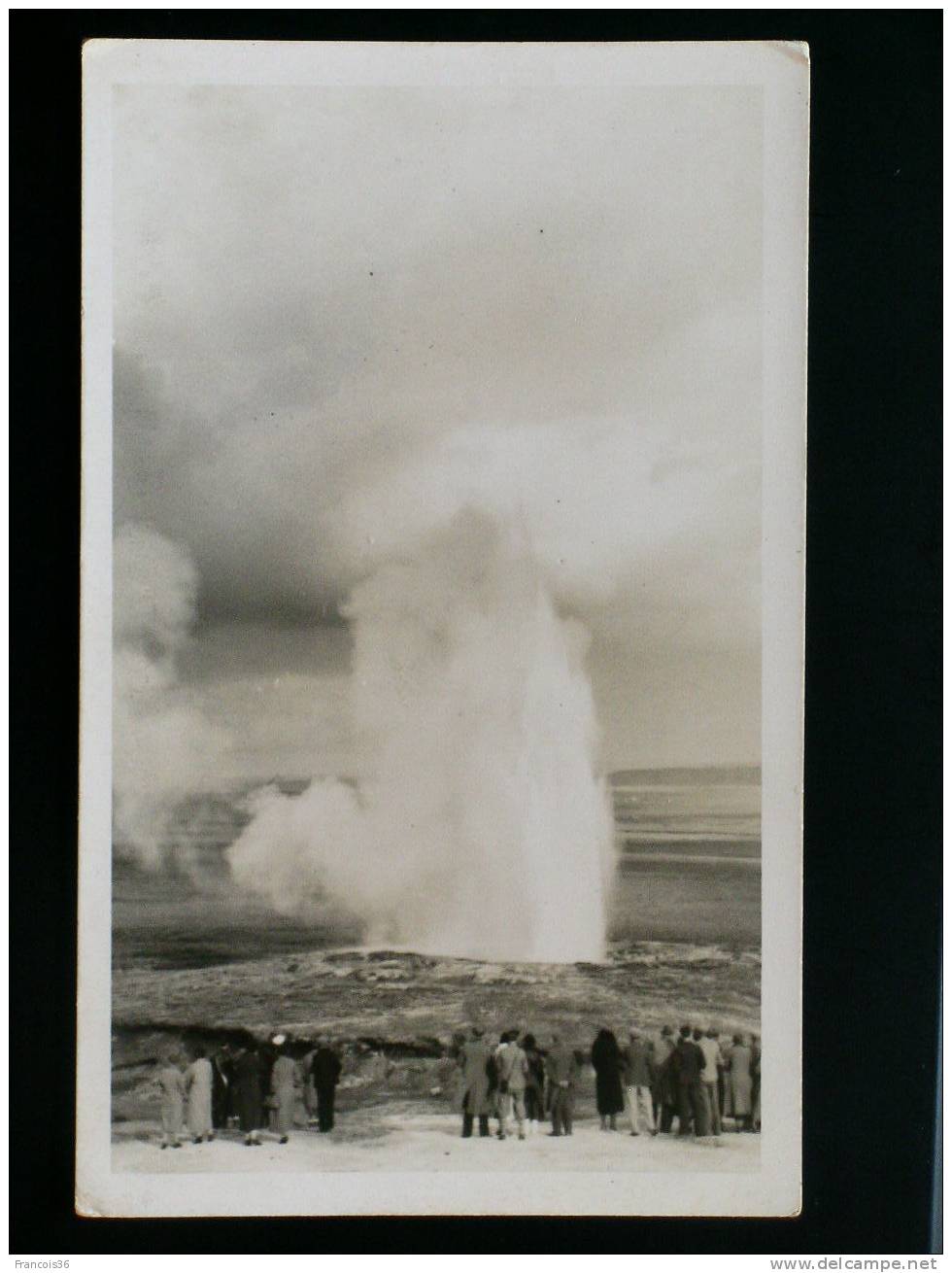 Yellowstone - Geyser - Old Faithful - Photo Card - RARE - Yellowstone