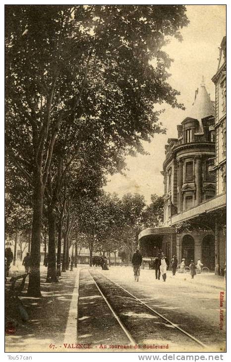 VALENCE - DROME  - BELLE CPA ANIMEE DE 1912. - Valence