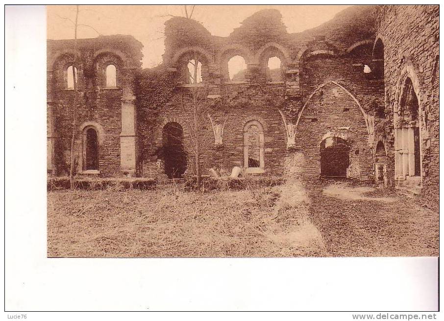 VILLERS LA VILLE - Abbaye -  Façace Du Bâtiment Des Convers, Donnant Sur Le Préau Du Cloître - Entrée De La Crypte...... - Villers-la-Ville