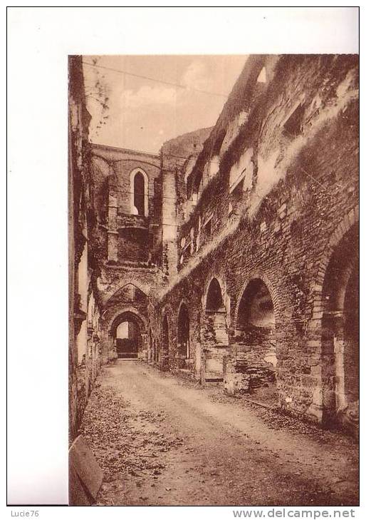 VILLERS LA VILLE - Abbaye -  Galerie Est Du Cloître Et Salle Du Chapître Avec Une Belle Fenêtre Romane Du XIIè - N° 15 - Villers-la-Ville