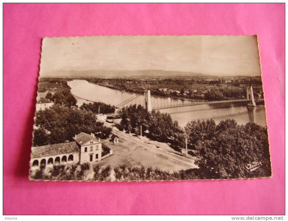 Pont Suspendu Sur Le Rhône - La Voulte - Ardèche - école, Poids Public - La Voulte-sur-Rhône