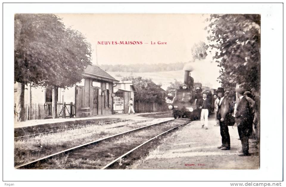 CPA---54---Neuves Maisons ----GARE-----RAILS----TRAIN---- - Neuves Maisons