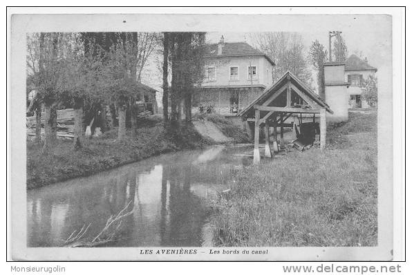 38 )) LES AVENIERES, Les Bords Du Canal, P Perin édit - Les Avenières