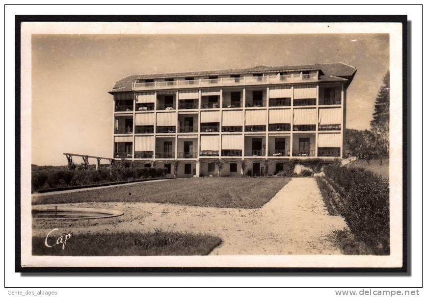 01 HAUTEVILLE, Le Modern Hôtel, CPSM 9x14, Ed Real Photo, Dos Divisé Vierge - Hauteville-Lompnes