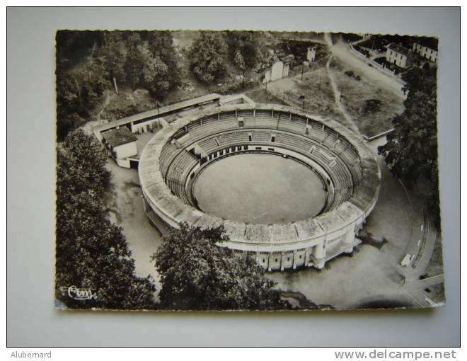 Mont De Marsan , Vue Aérienne Des Arenes . C.p.photo 15x10. - Mont De Marsan