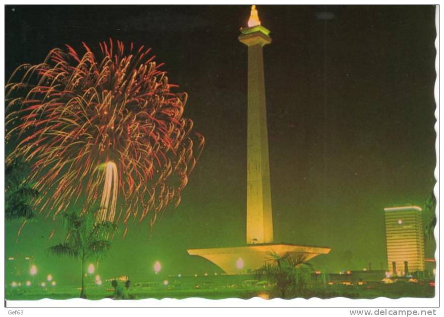 Jakarta - National Monument At Night / Monumen Nasional Diwaktu Malam (1985) - Indonésie