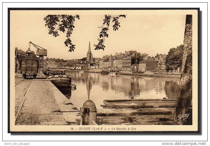 35 REDON, Le Bassin à Flot, Quai Déchargement, Péniche, Très Beau Plan, Ed Gaby -70- G.Artaud, - Redon