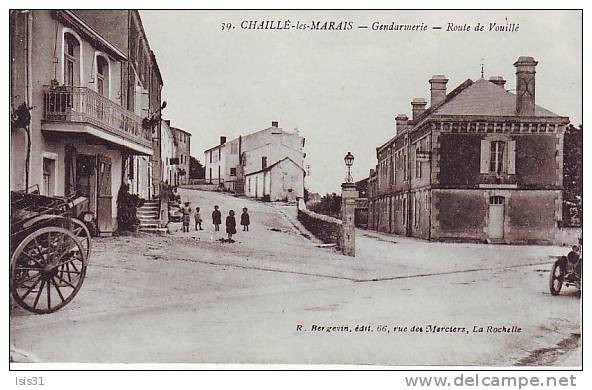 Dép 85 - Gendarmeries - R945 - Chaillé Les Marais - Gendarmerie - Route De Vouillé - Bon état - Chaille Les Marais