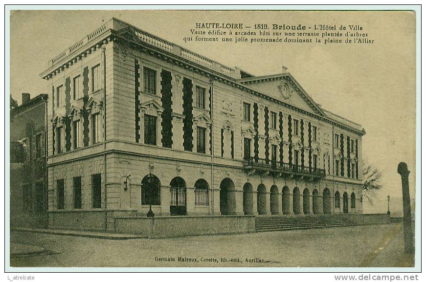 BRIOURDE - L´ Hôtel De Ville  -  Superbe CPA - Brioude