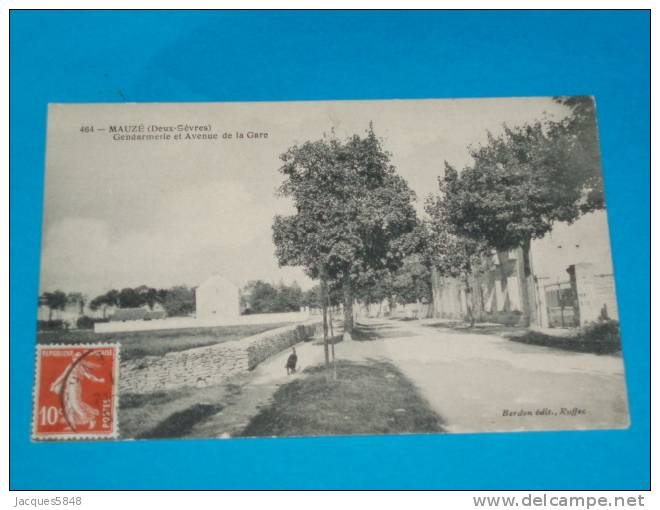 79 ) Mauzé - N° 464 - Gendarmerie Et Avenue De La Gare  - Année  1911  - EDIT  Berdon - Mauze Sur Le Mignon