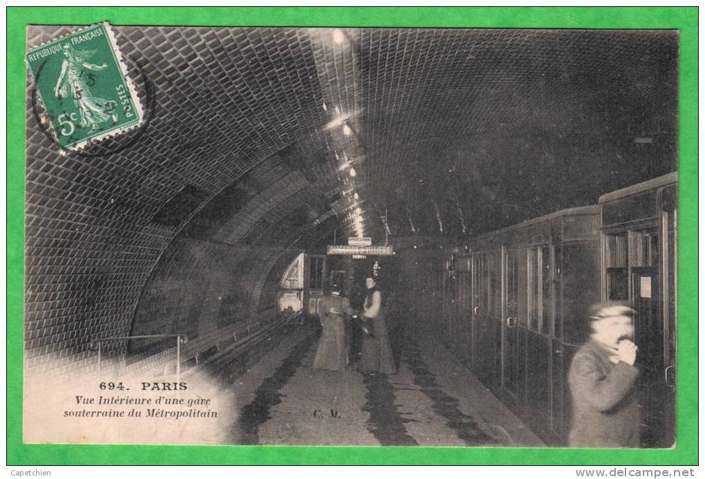 INTERIEUR D´UNE GARE SOUTERRAINE DU METROPOLITAIN ( Carte Centenaire ) - Metro