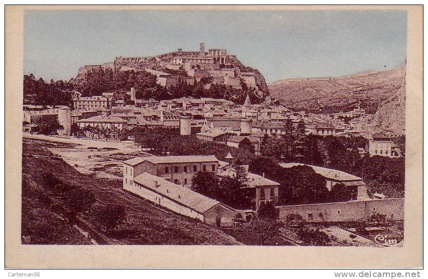 04 - Sisteron - Vue Générale - Sisteron