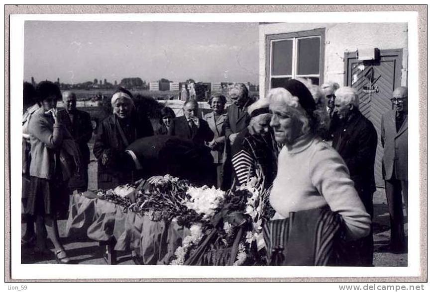 Vintage Photo Funeral DEAD MOURNING CASKET MEN 1976s / 7597 - Beerdigungen
