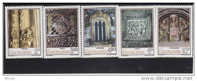 C2500 - Yougoslavie 1979 - Yv.no.1692/6 Neufs** - Unused Stamps