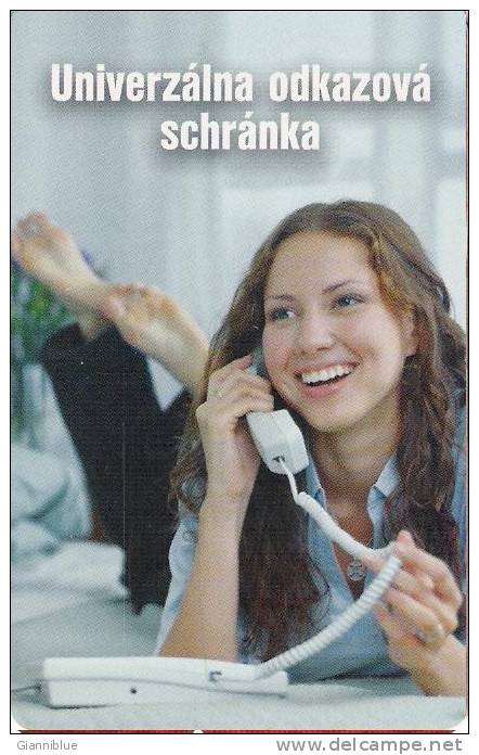 Slovenia/Girl/Woman/Telephone - Chip Phonecard - Slovénie
