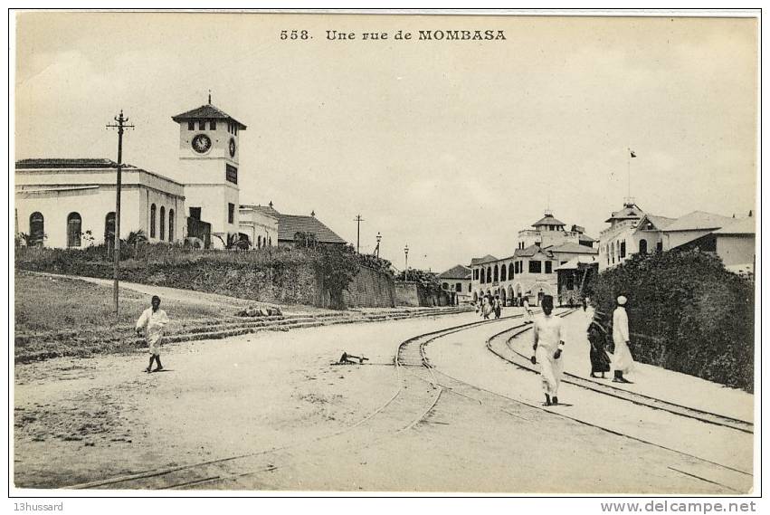 Carte Postale Ancienne Kenya - Mombasa. Une Rue - Messageries Maritimes - Kenya