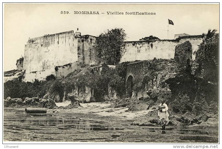 Carte Postale Ancienne Kenya - Mombasa. Vieilles Fortifications - Messageries Maritimes - Kenia