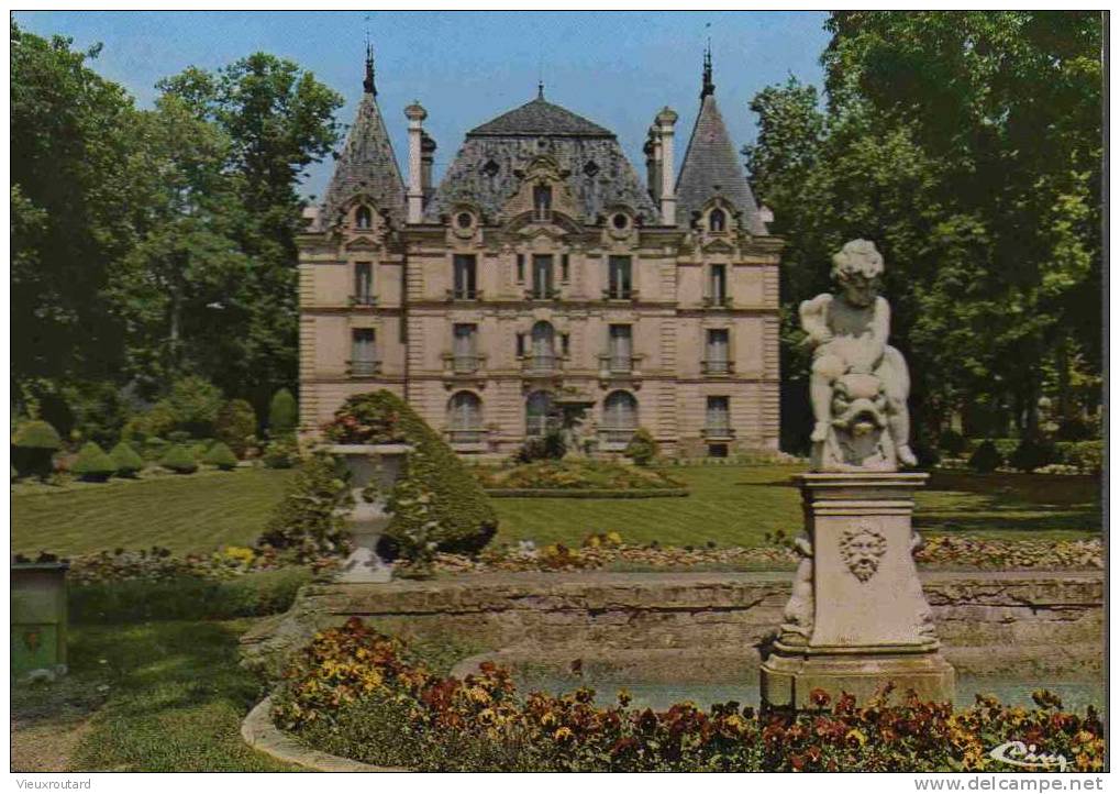CPSM. CHILLY MAZARIN. LE CHATEAU (LA MAIRIE). DATEE 1987. - Chilly Mazarin