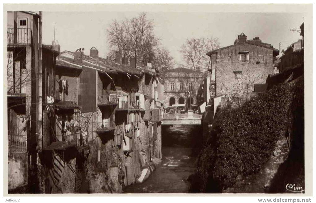 Les Vieilles Maisons Sur L'Arnette Et L'Hôtel De Ville ( Mazamet ) - Mazamet