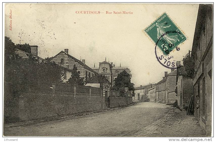 Carte Postale Ancienne Courtisols - Rue Saint Martin - Courtisols