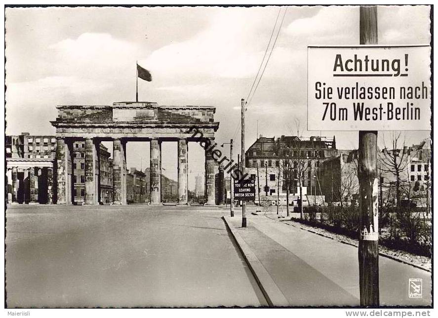Berlin - Brandenburger Tor - Achtung! - Porte De Brandebourg