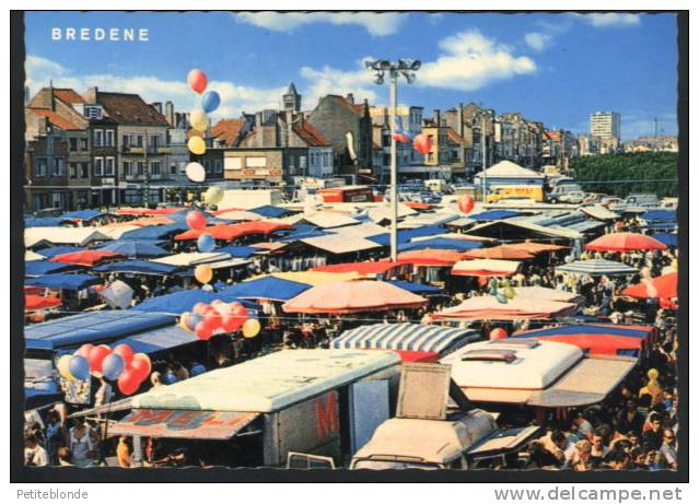 Bredene - Markt En Kapellestraat / Marché Et Rue De La Chapelle - Bredene