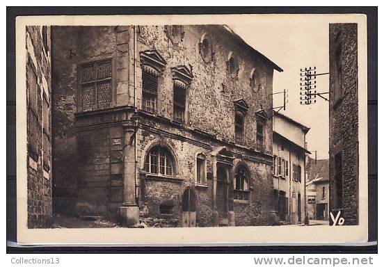 ISERE - La Tour Du Pin - Belle Façade Renaissance De La "Maison Des Dauphins" - La Tour-du-Pin