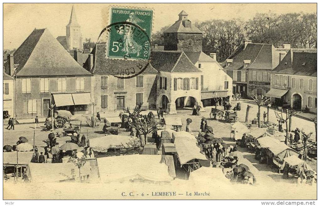 CPA (64)       LEMBEYE Le Marché - Lembeye