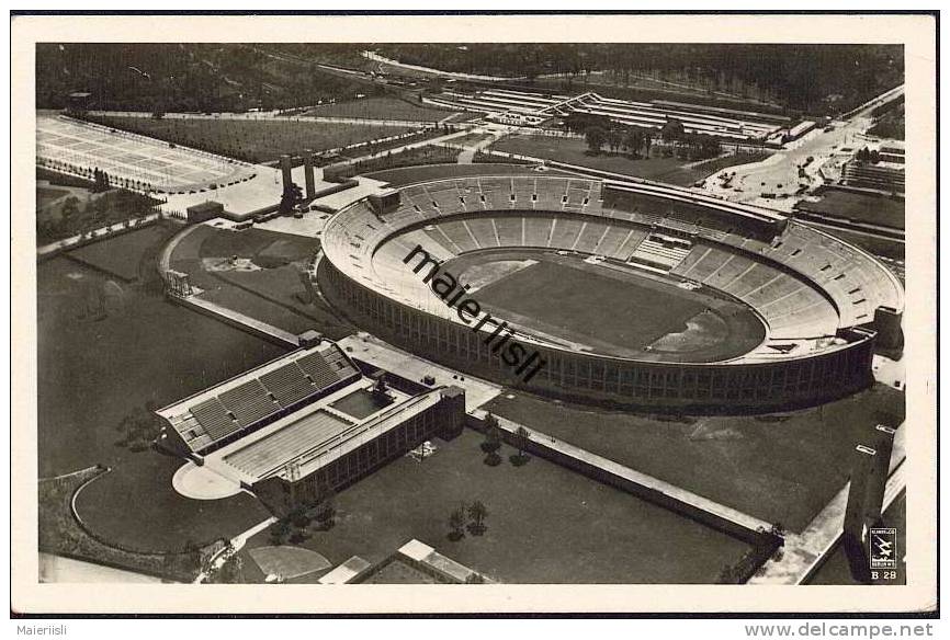 Berlin - Charlottenburg - Olympiastadion - Luftaufnahme - Charlottenburg