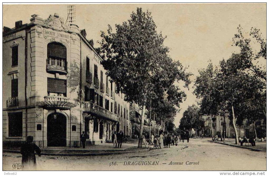 586 - Draguignan - Avenue Carnot - Draguignan